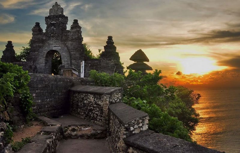 Uluwatu Clift Temple Bali
