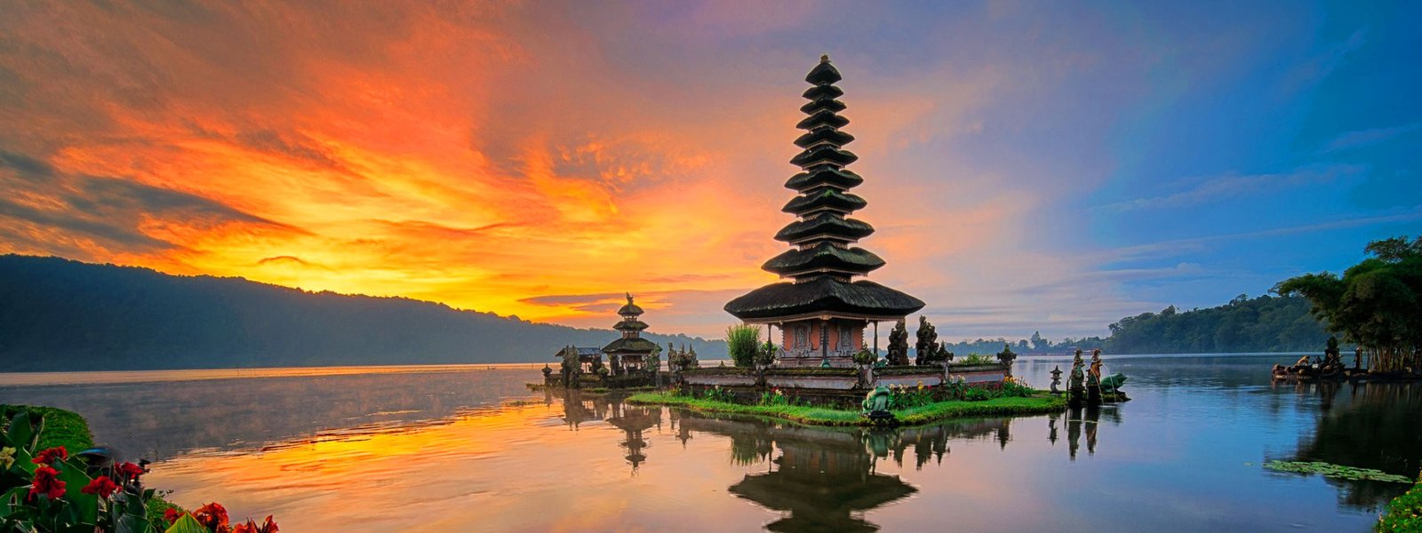 Ulundanu Temple Bali